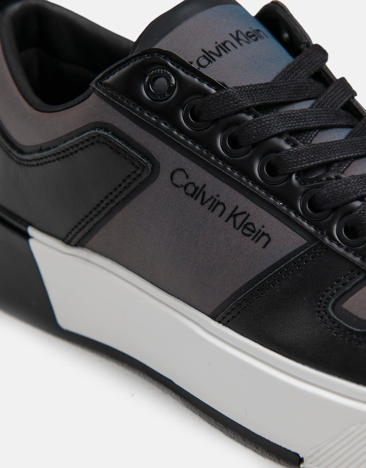 Calvin Klein Heatbond Low Top Sneakers - Subwear