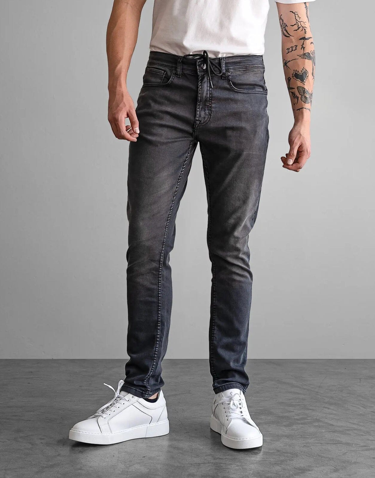 Fade Iconic Carbon Black Jeans - Subwear