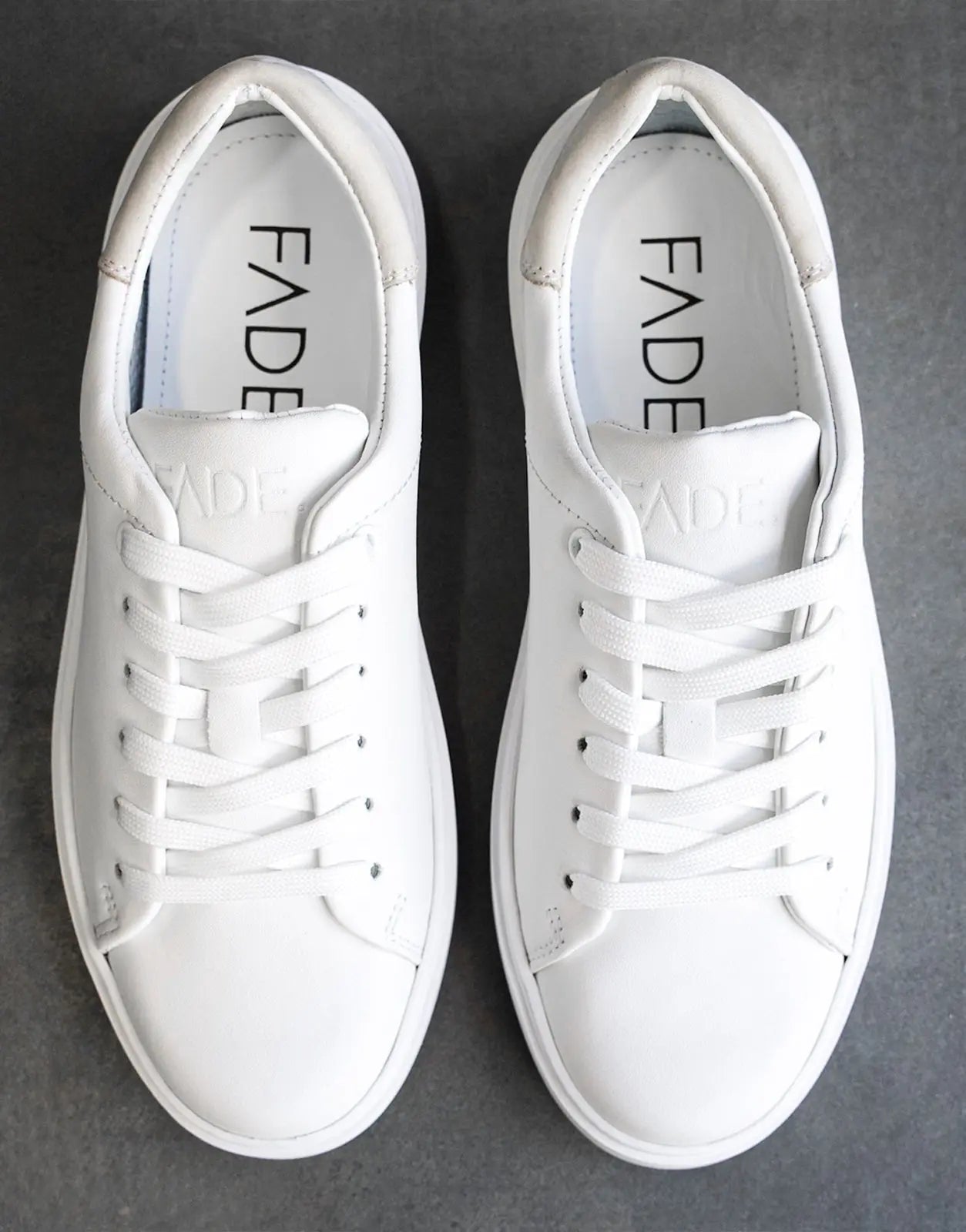 Fade Essential White Sneakers - Subwear