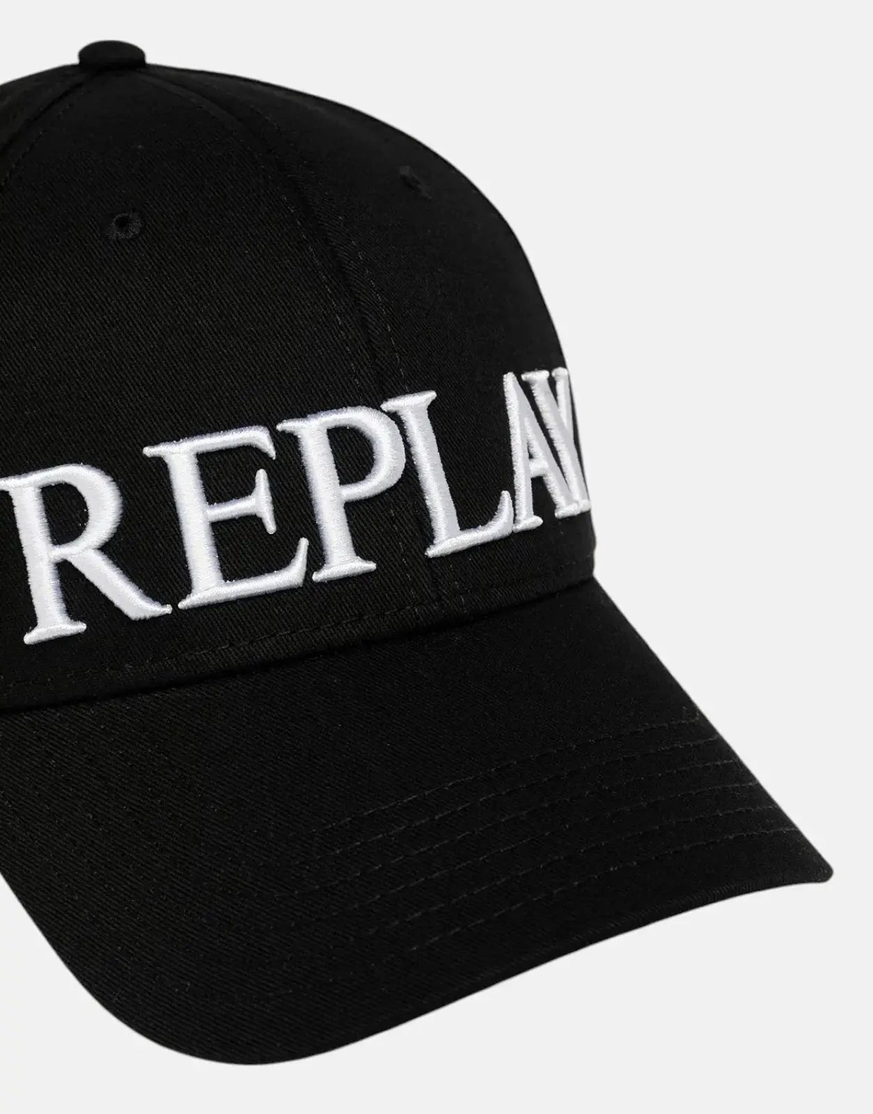 Replay black cap with large front embroidery, unisex style.
