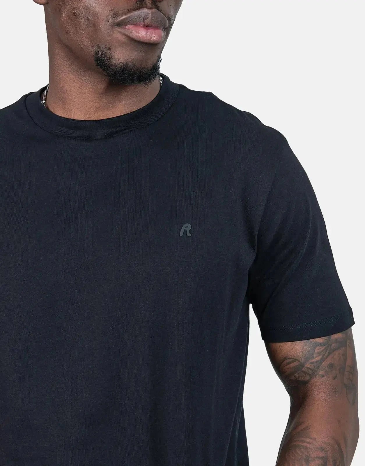Replay Tonal R Badge T-Shirt Black - Subwear