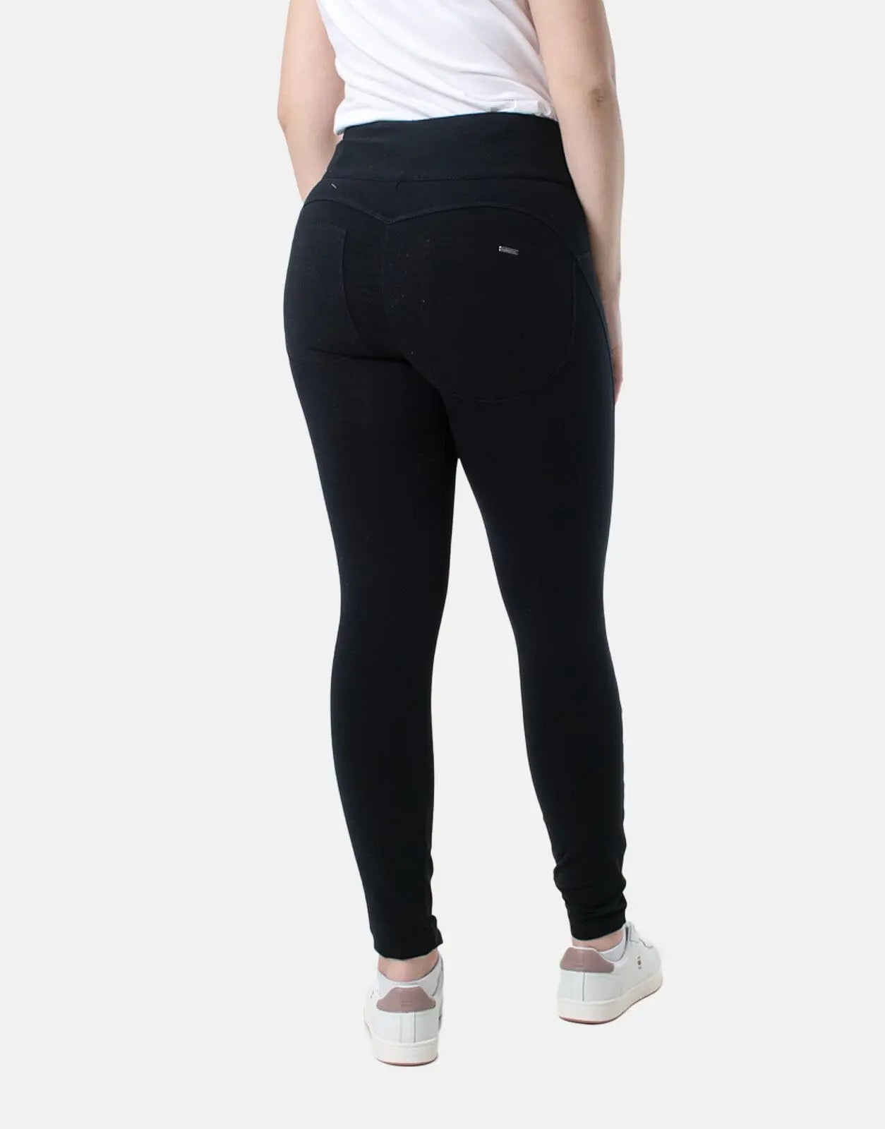 Sissy Boy High Rise Exposed Button Jeans - Subwear