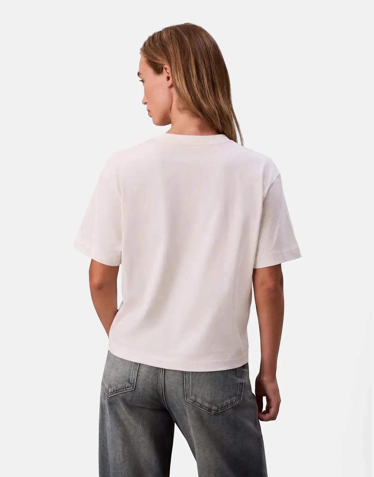 Calvin Klein Boxy Coctail Logo White T-Shirt - Subwear