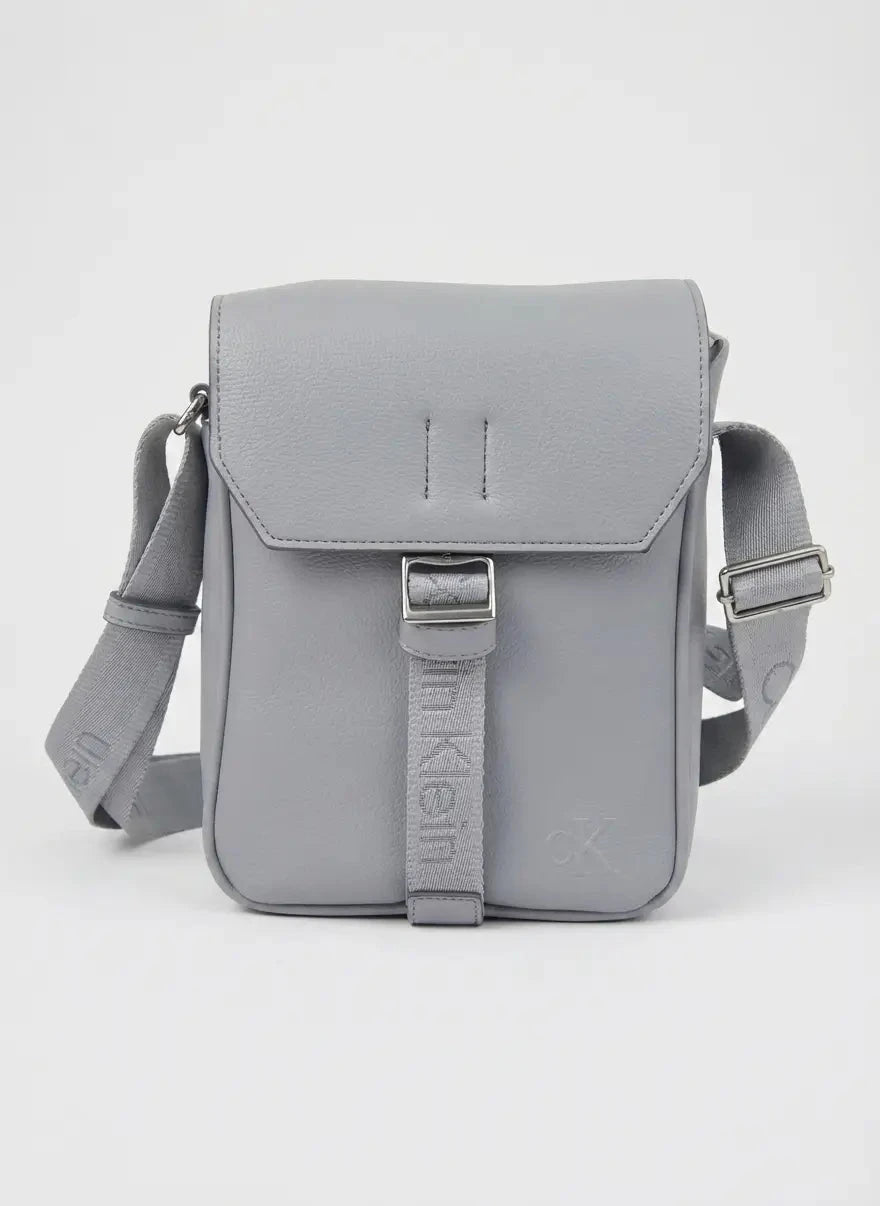 Calvin Klein Cargo Flap Reporter Bag Grey - Subwear