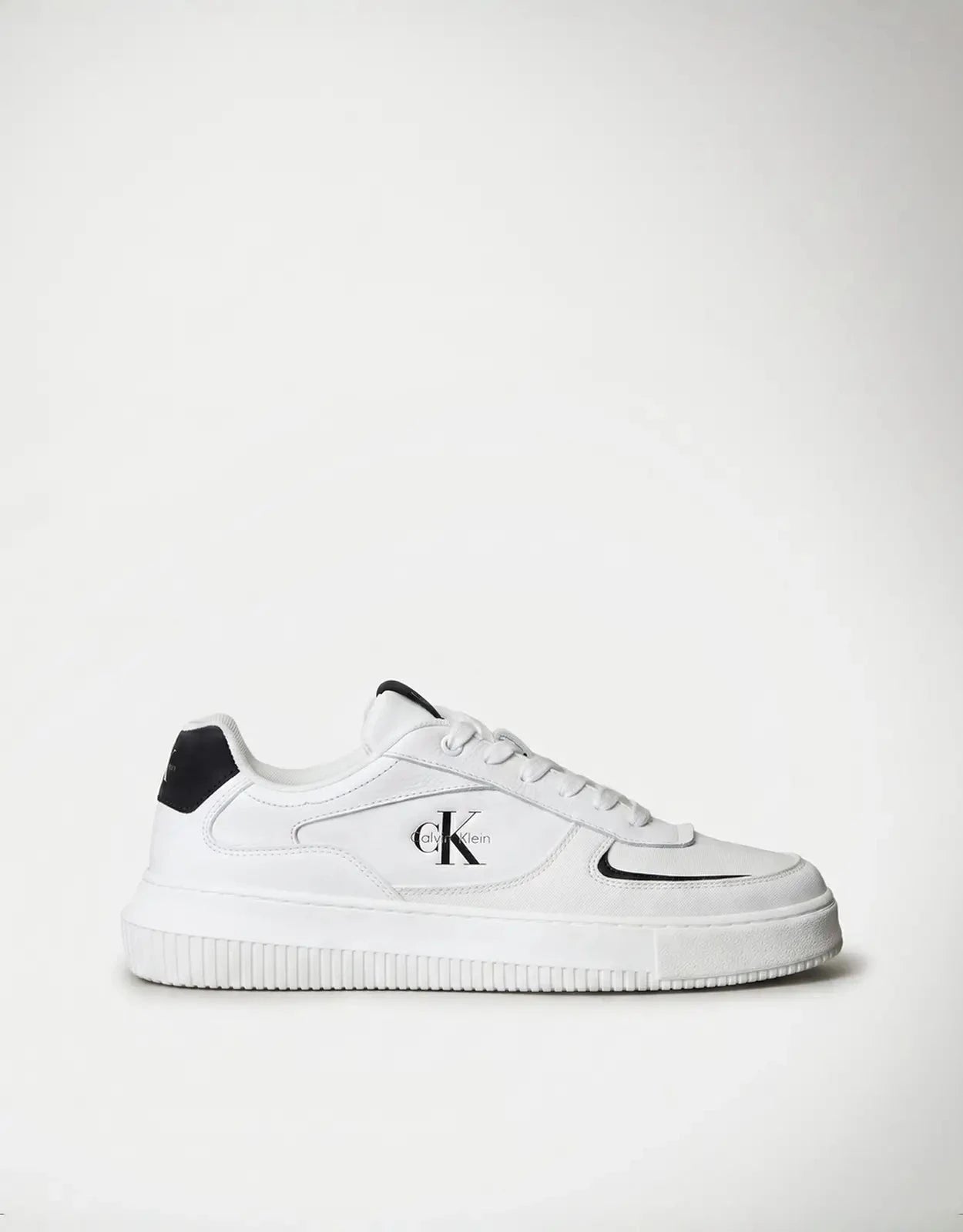 Calvin Klein Chunky Cupsole Low NU Sneaker Wht/Blk - Subwear
