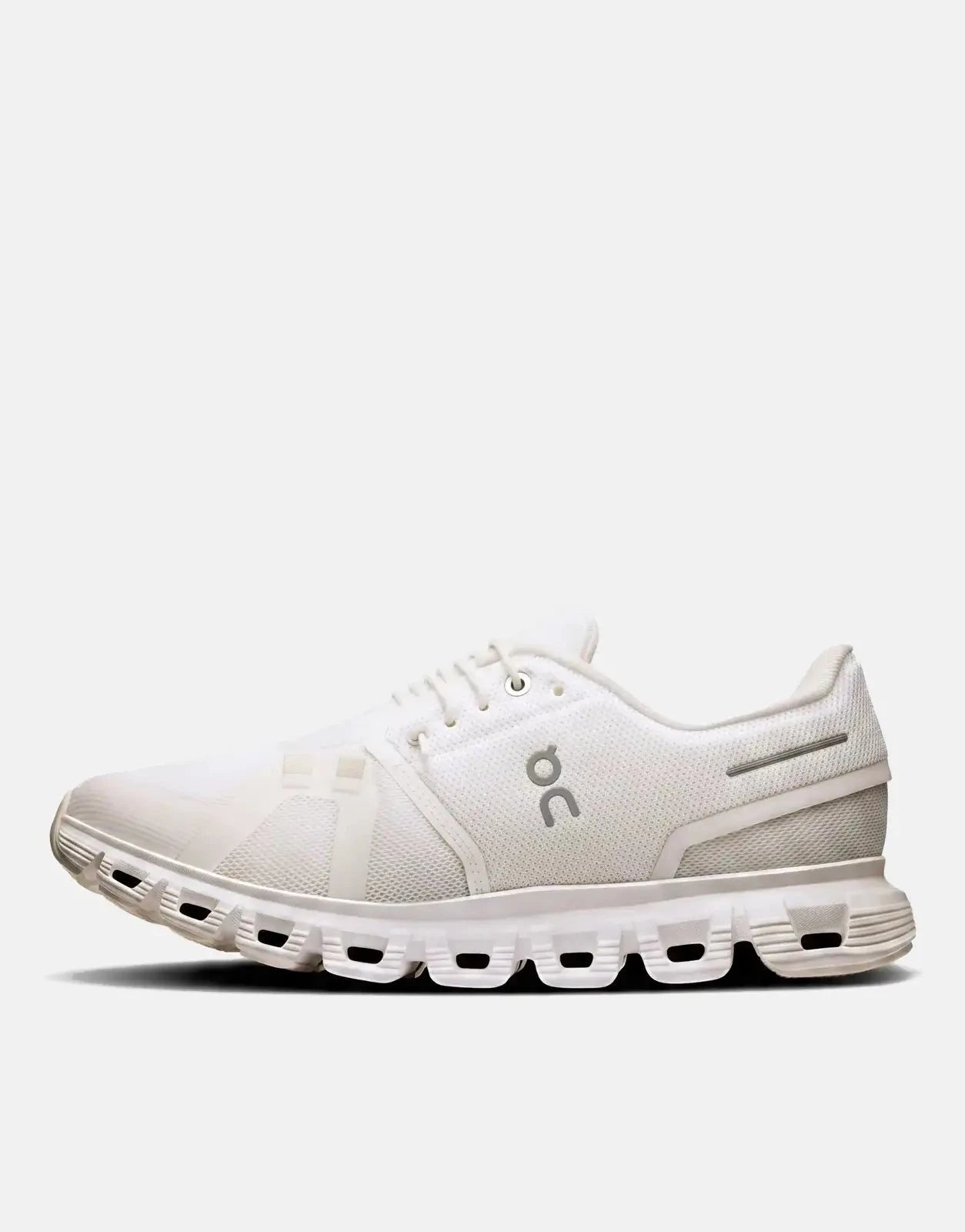 On Women's Cloud 6 White Sneakers - Subwear
