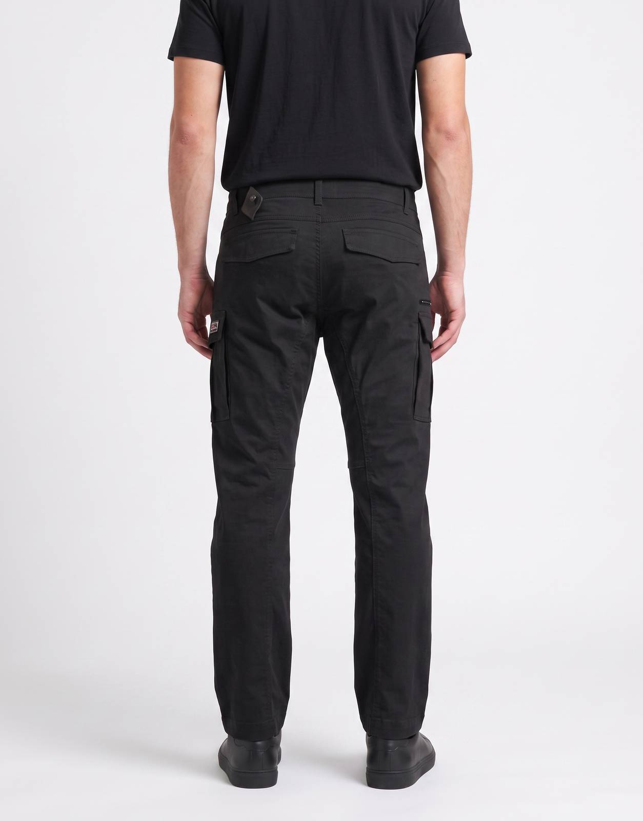 Men's Replay Badges black cargo pants, back view, featuring multiple functional pockets and a relaxed fit.