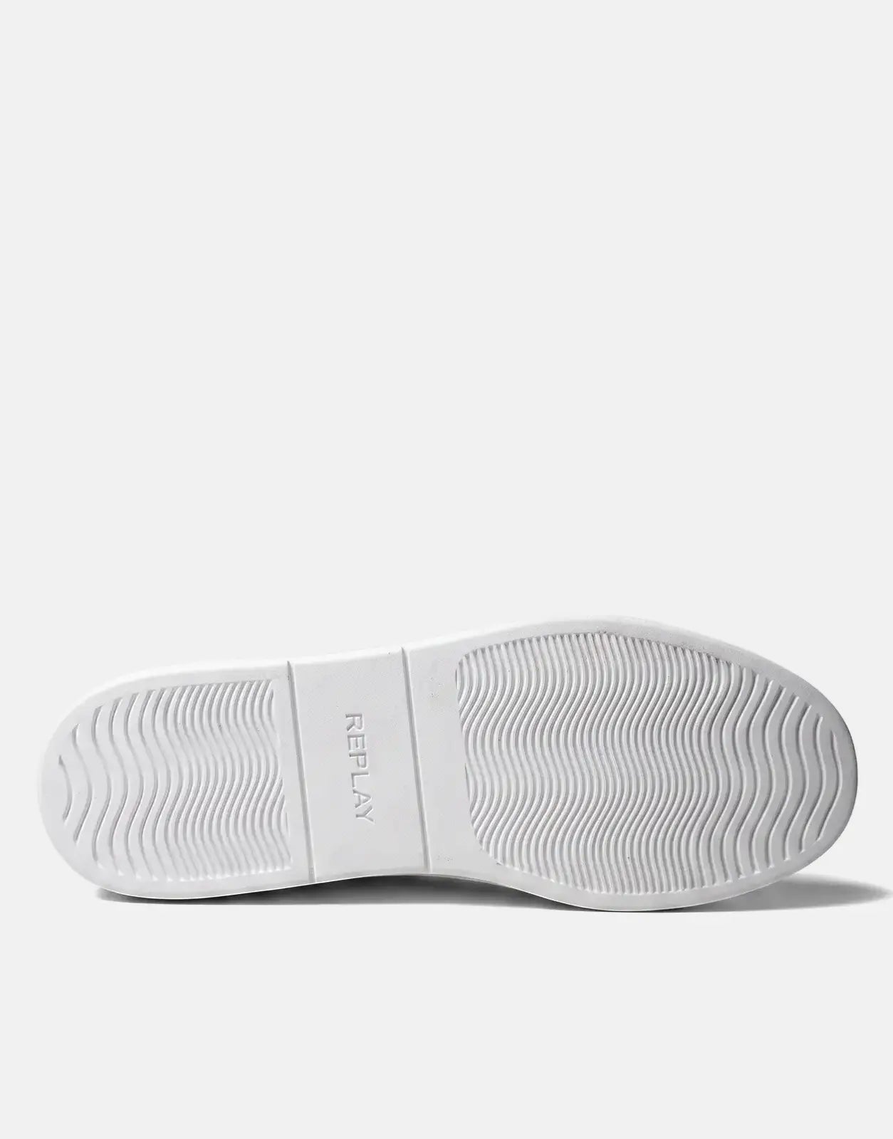 Bottom view of a white Replay Poly R SA sneaker sole, featuring a wavy grip pattern and the Replay logo.