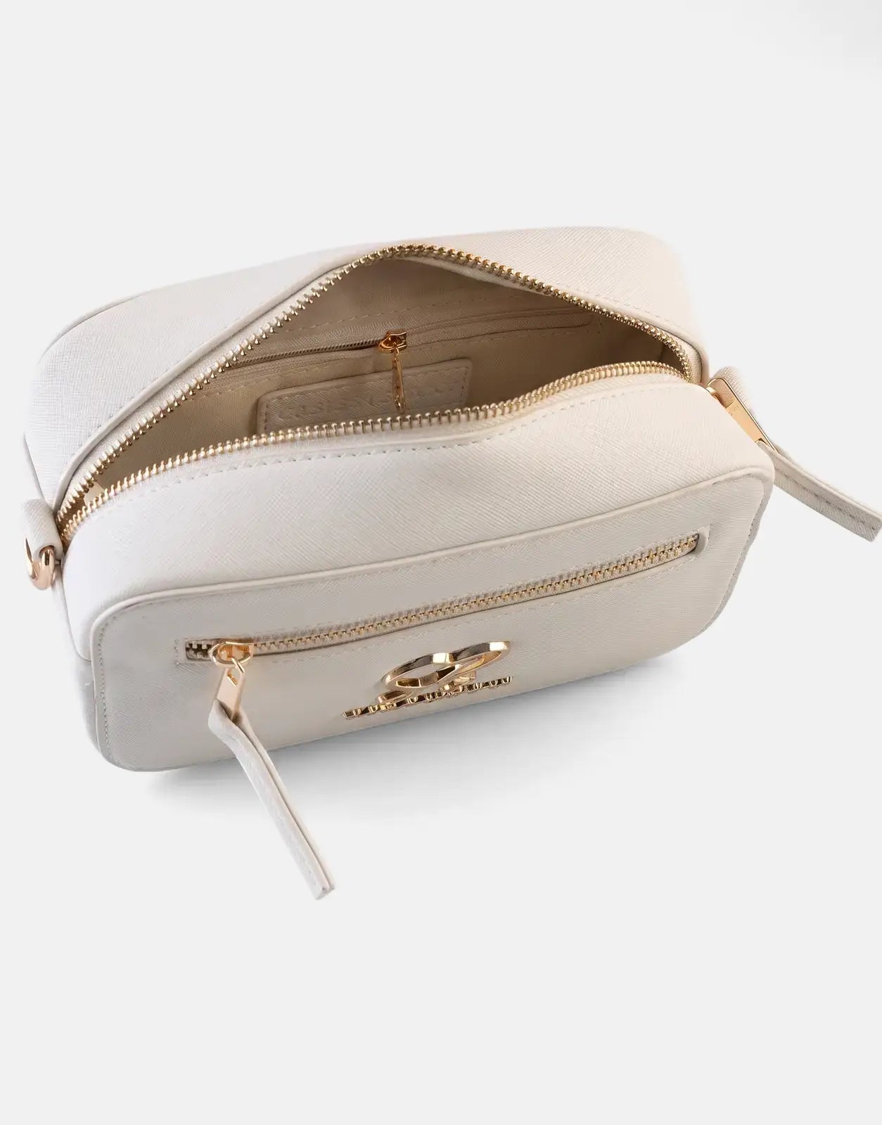 Sissy Boy Basic Cream Camera Bag with saffiano texture, featuring gold-tone zippers, open main compartment, and front logo.