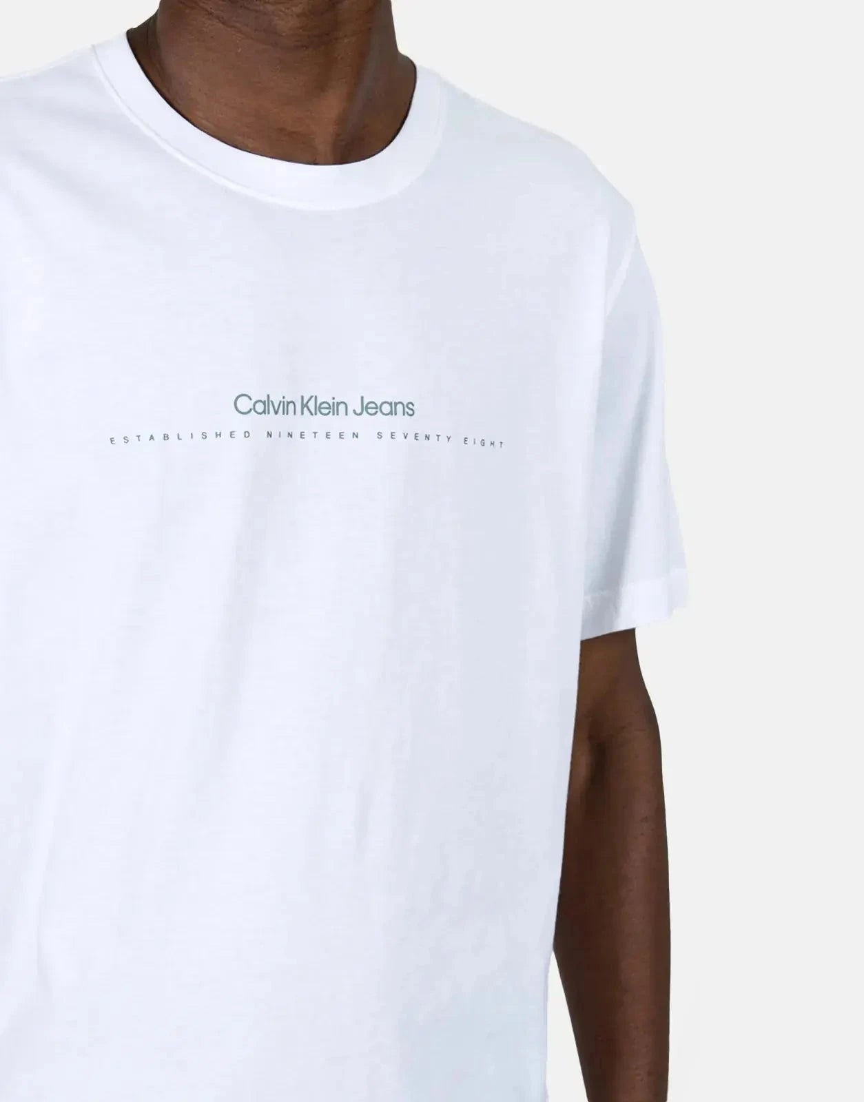 Calvin Klein Minimal Logo T-Shirt - Subwear