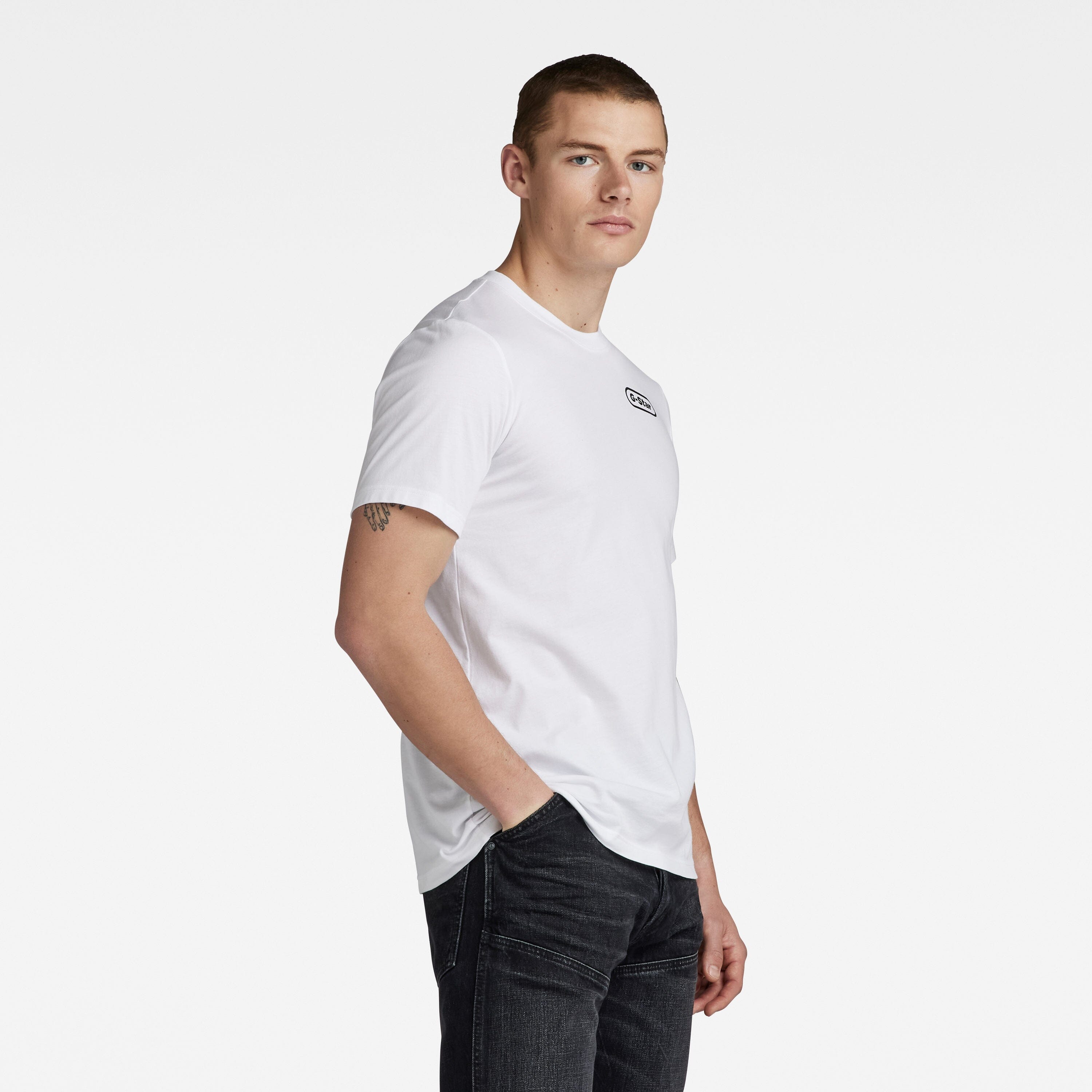 Tightly knitted With the collection of t-shirts by G-Star RAW