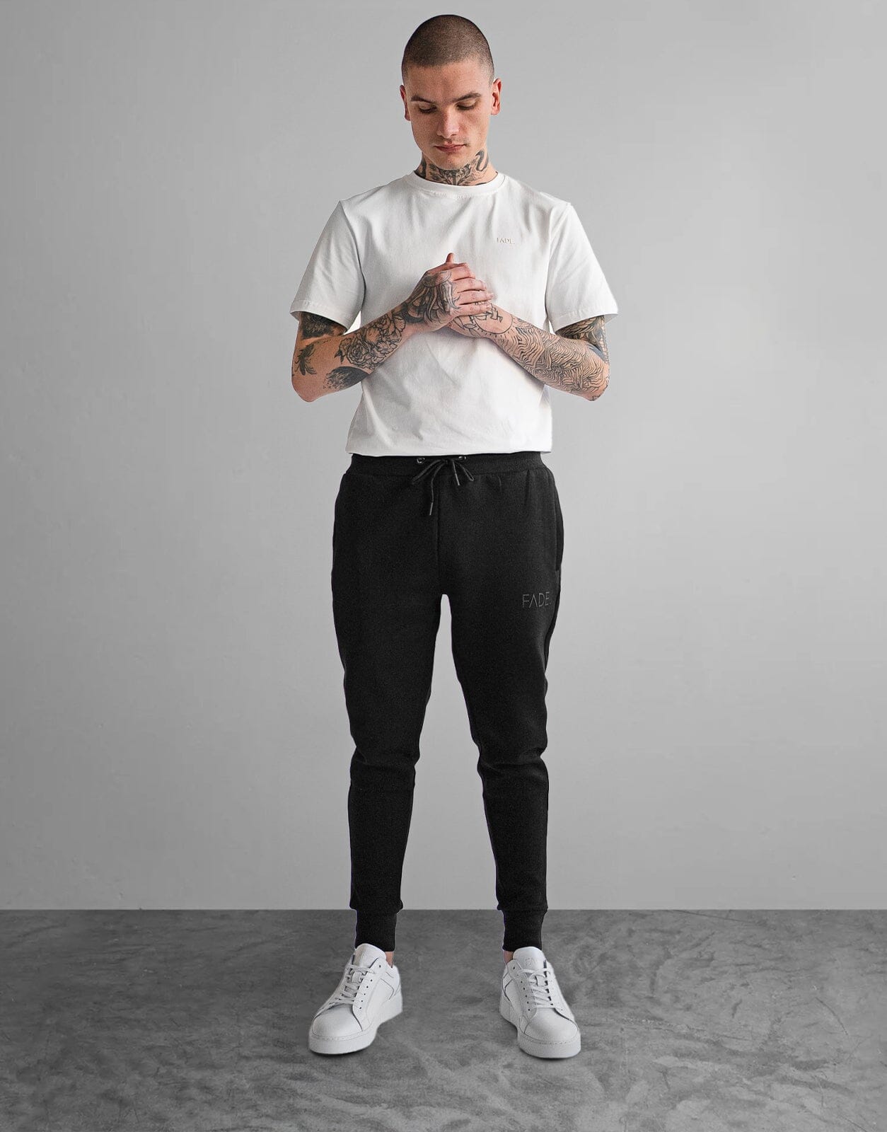 Fade Essential Sweatpants Black - Subwear