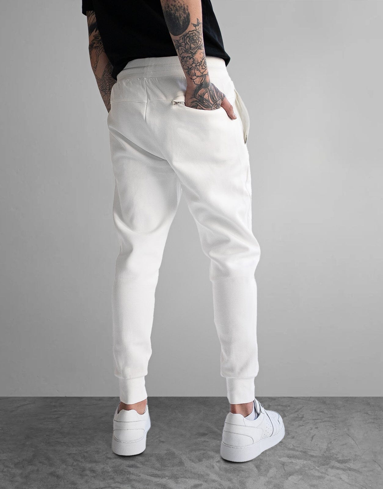 Fade Essential Sweatpants Off-White - Subwear