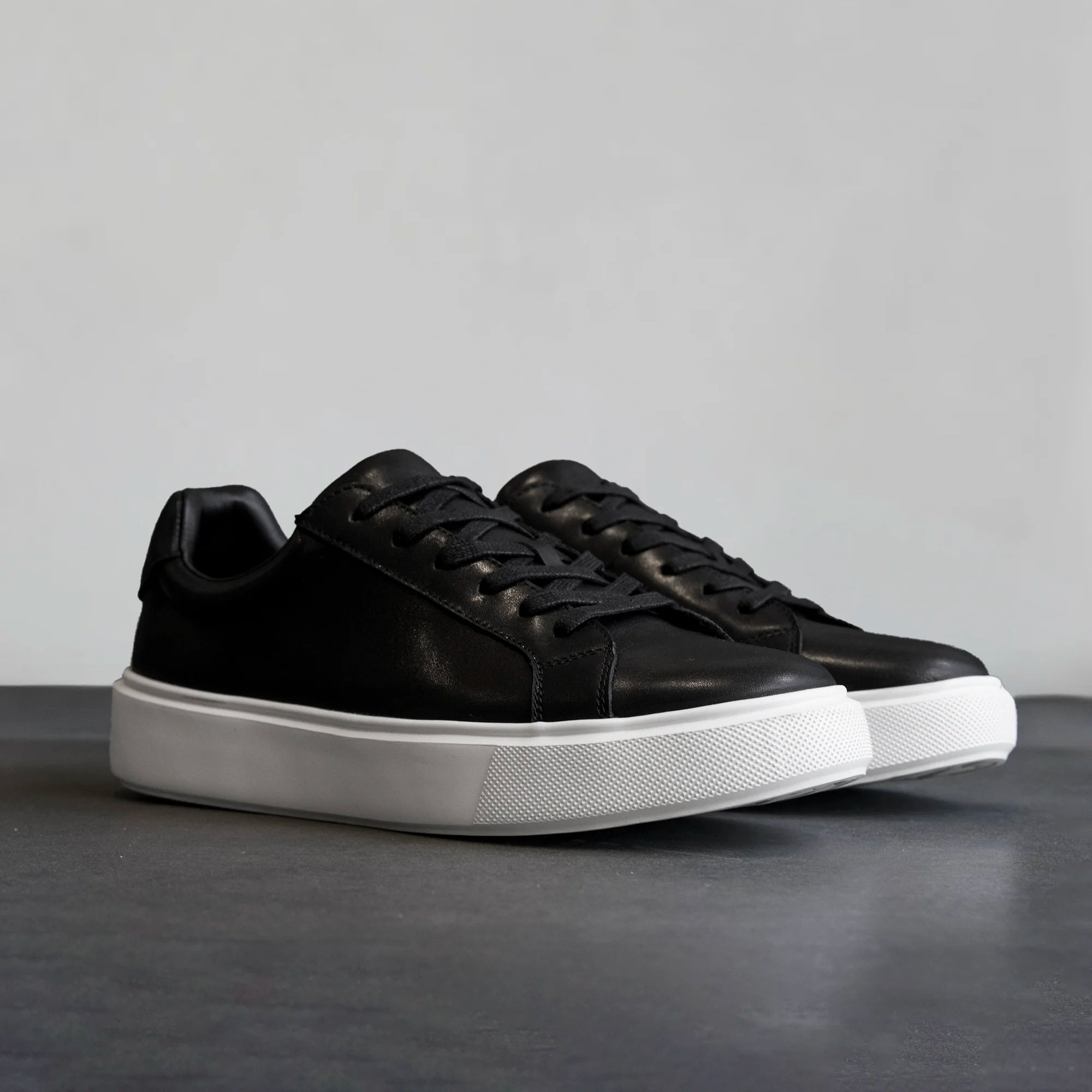 Fade Iconic Sneaker Nappa Leather Black
