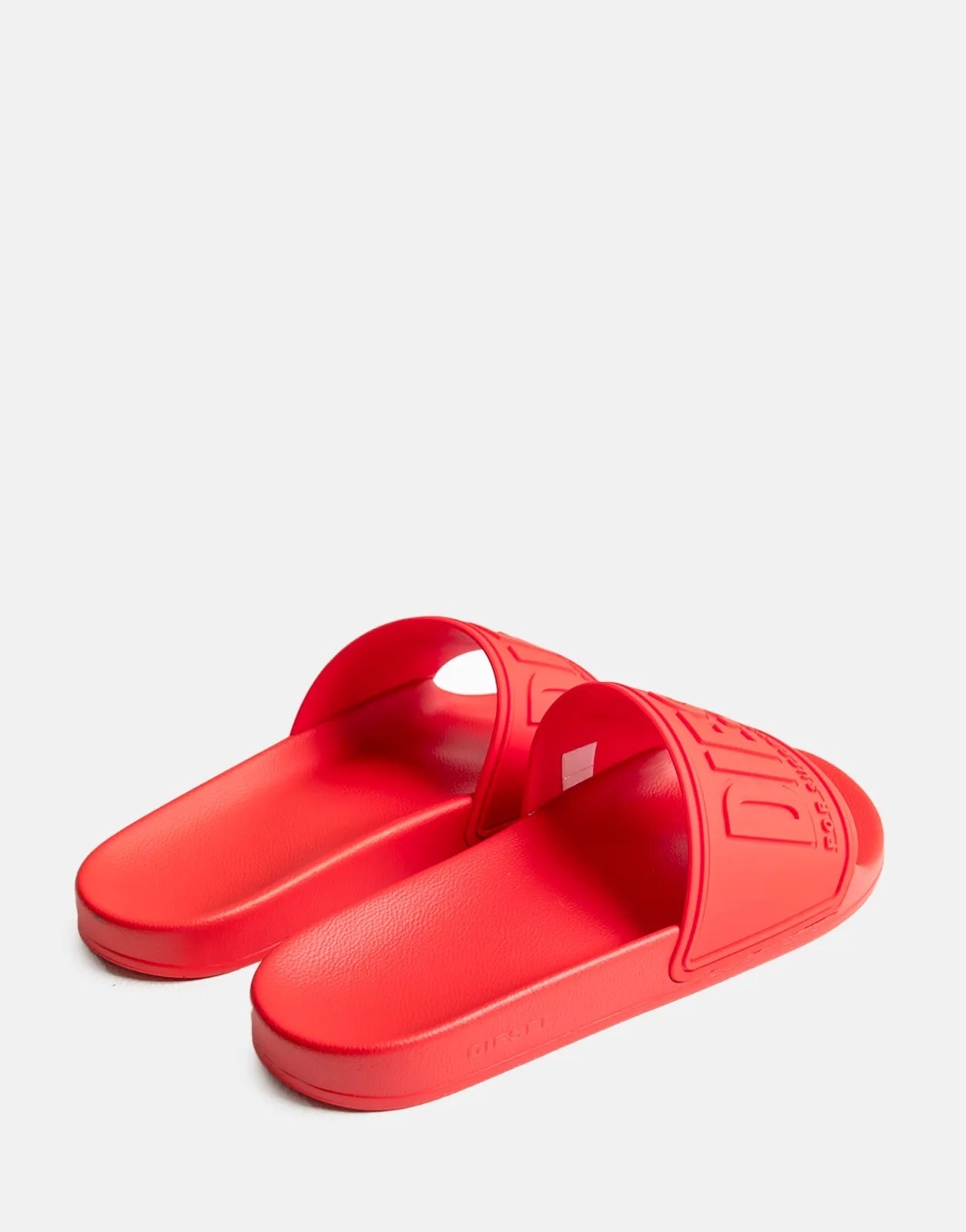Red fendi slides store