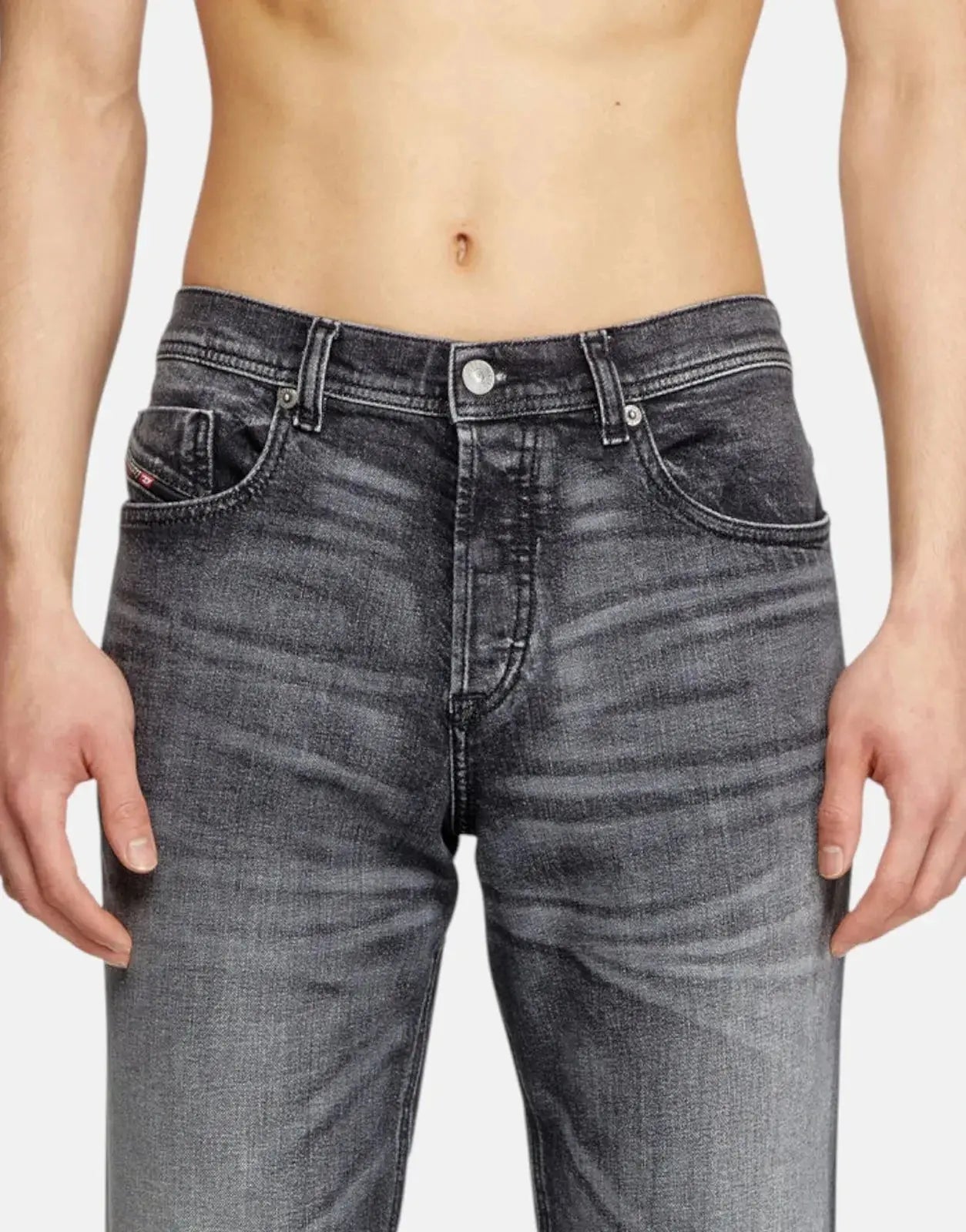 Diesel 2023 D-Finitive Taper Jeans - Subwear