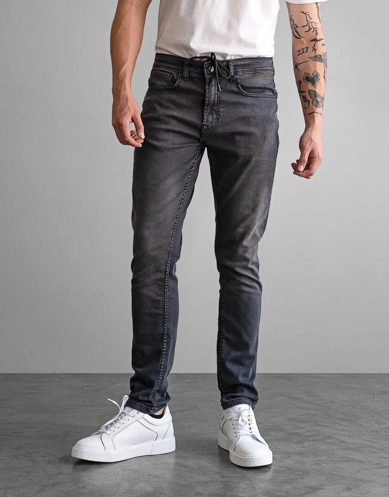 Fade Iconic Carbon Charcoal Jeans - Subwear