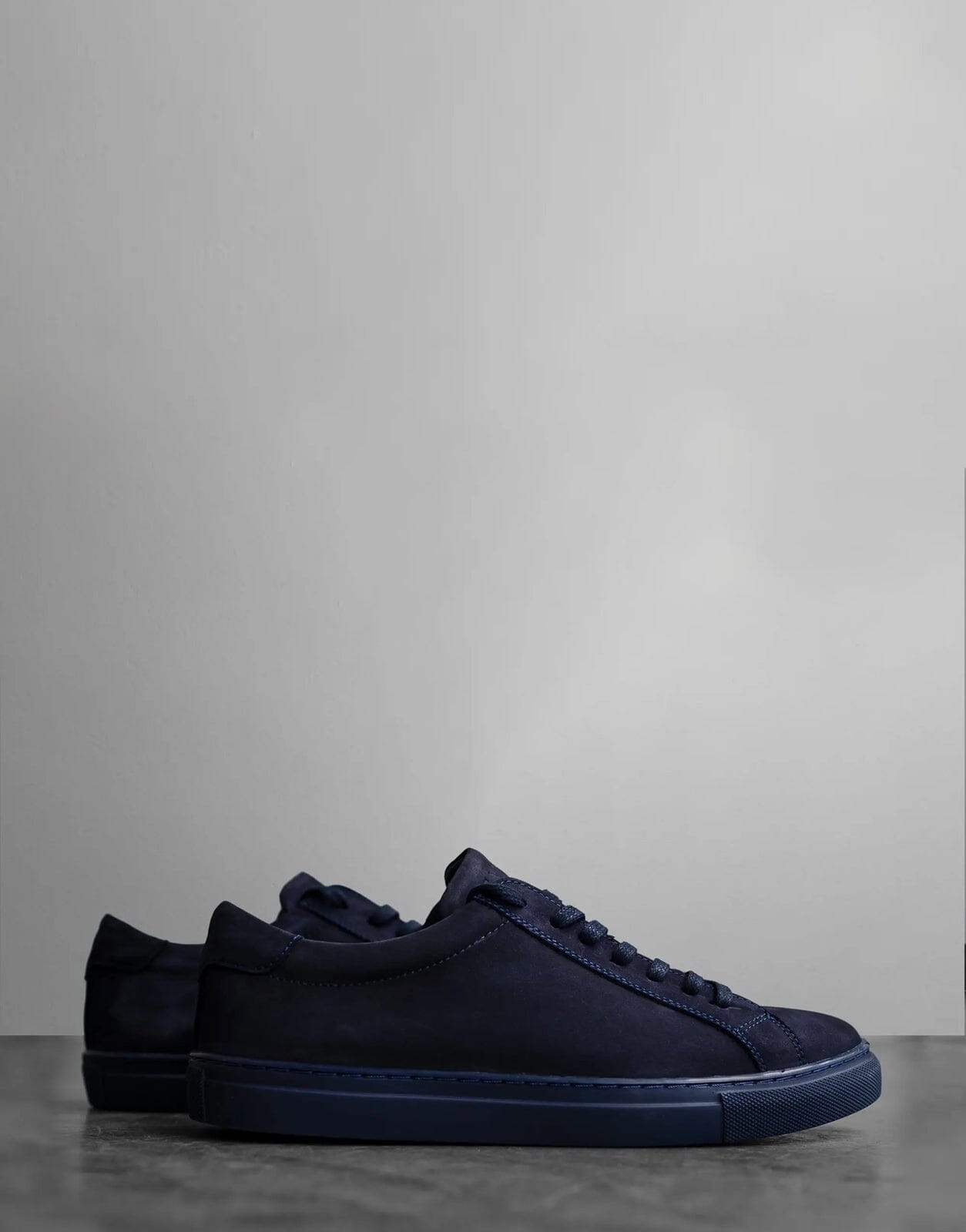 Fade Essential Navy Sneakers - Subwear