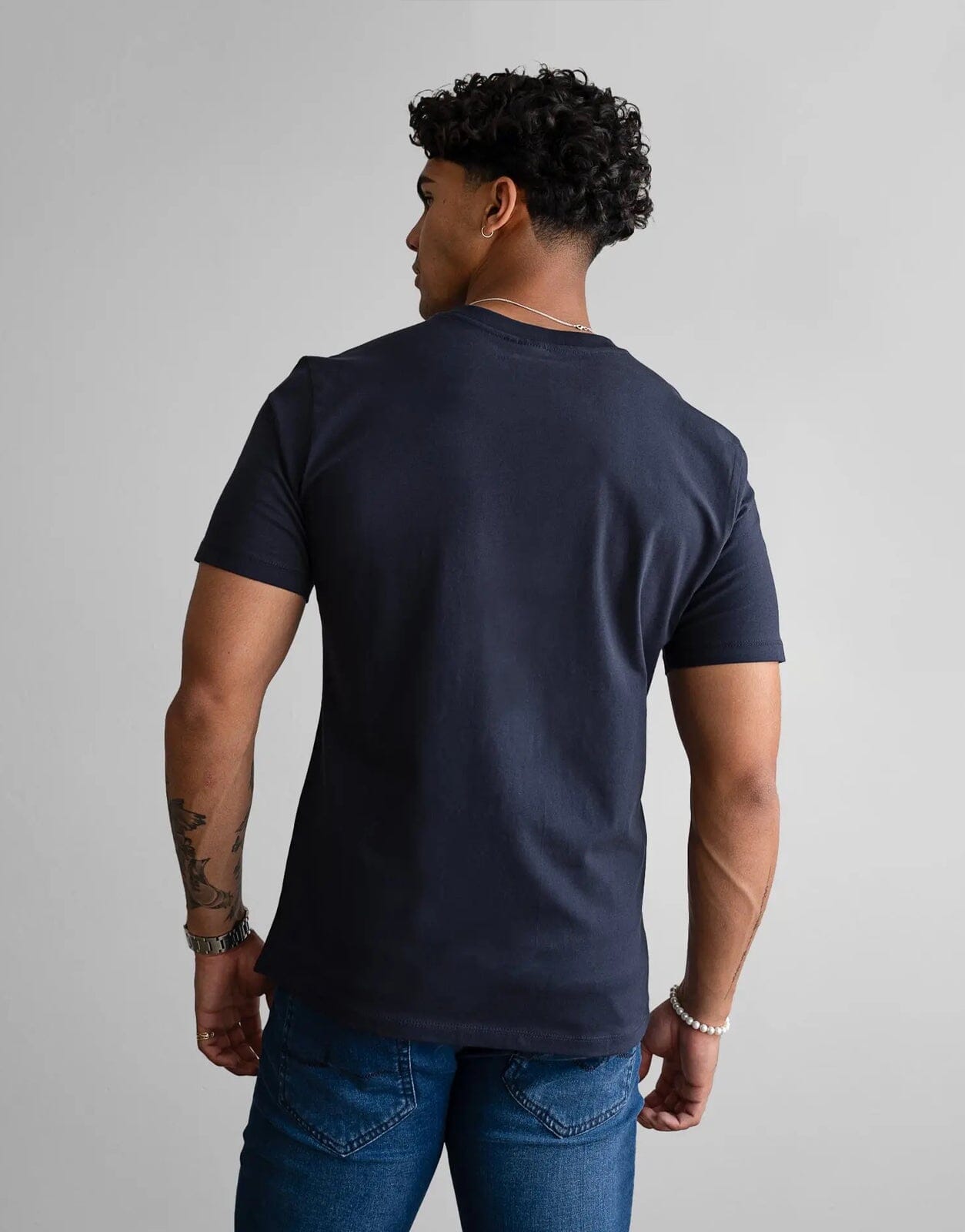 Fade Essential V-Neck Navy T-Shirt - Subwear