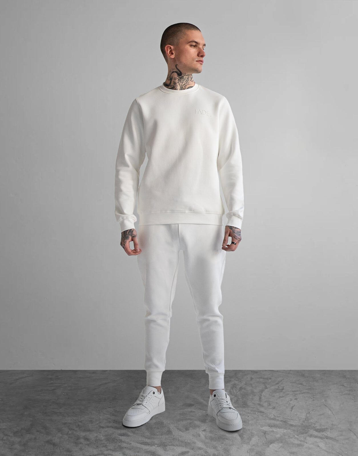 Fade Essential Sweatshirt Off-White - Subwear