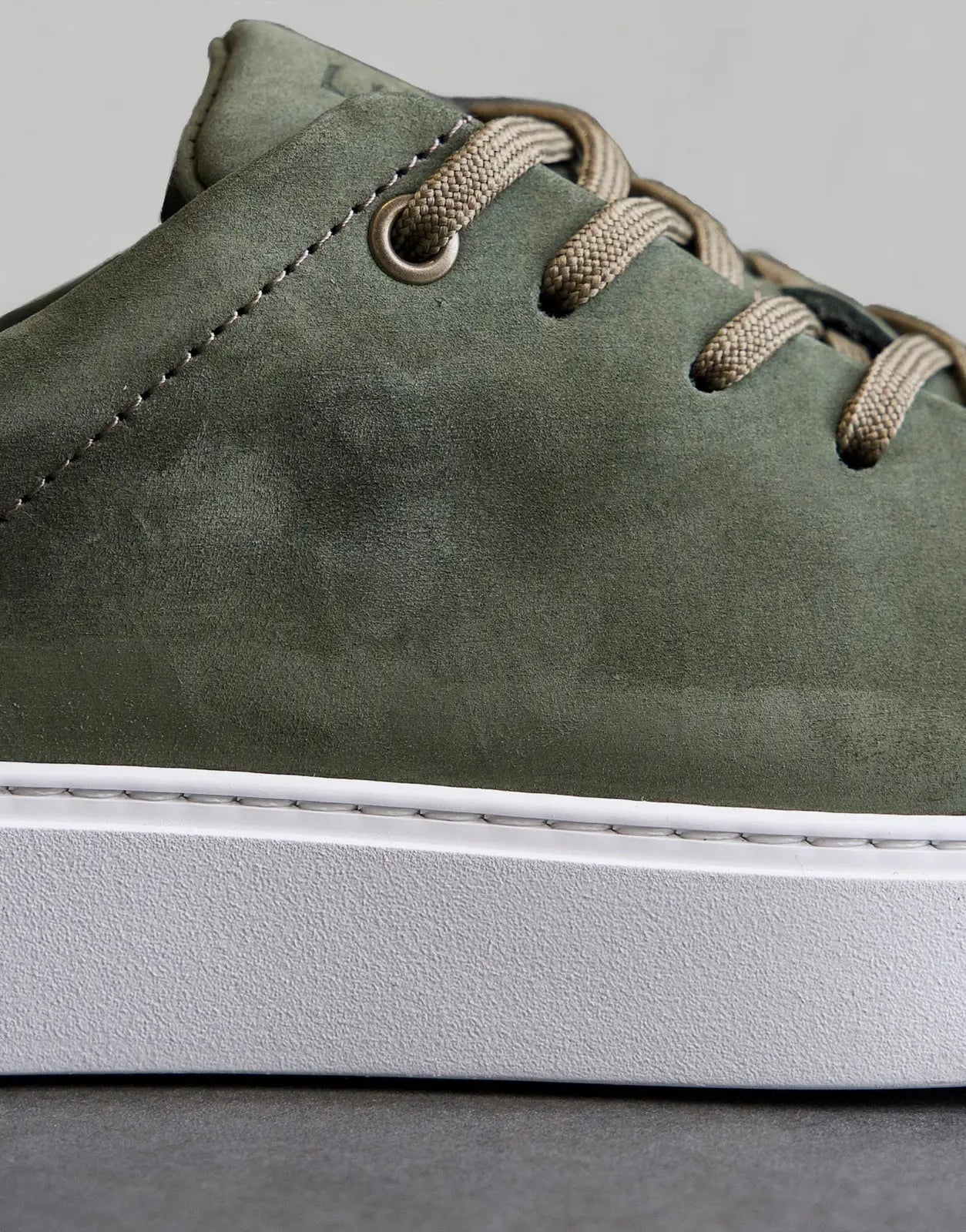 Fade Essential Green Sneakers - Subwear