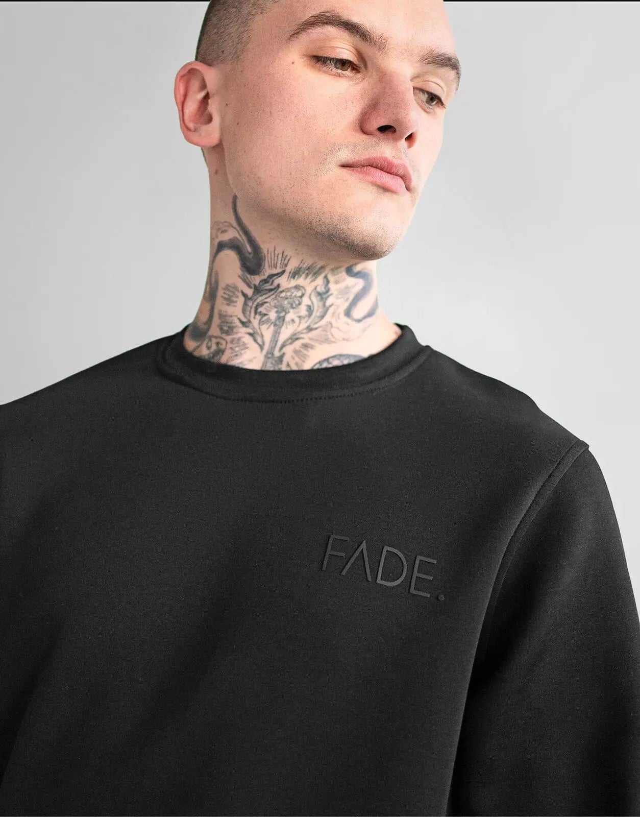 Fade Essential Sweatshirt Black - Subwear