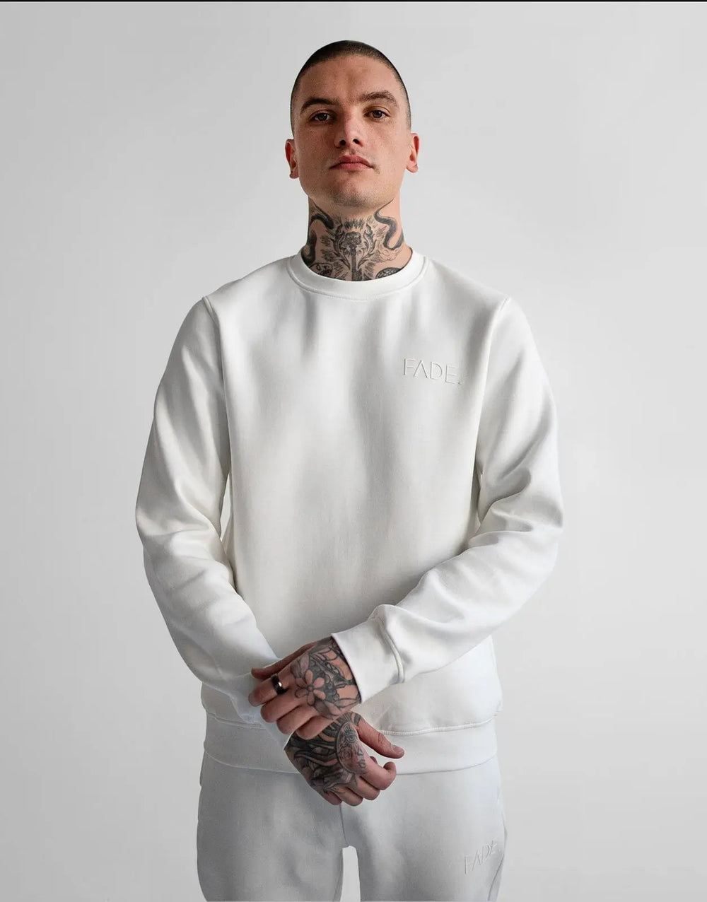 Fade Essential Sweatshirt Off-White - Subwear