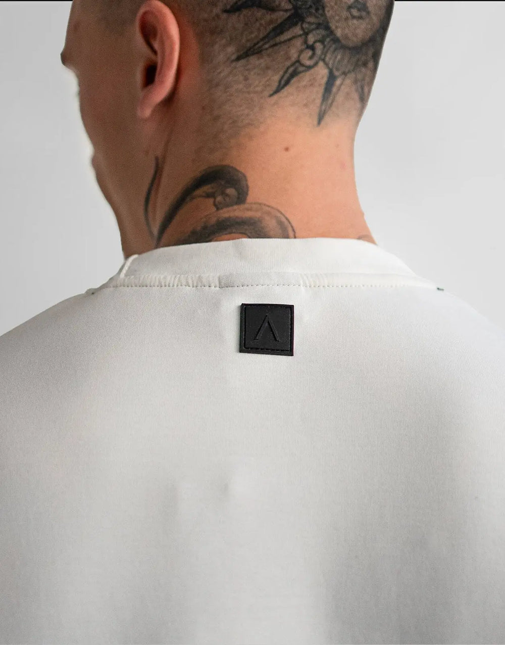 Fade Essential Sweatshirt Off-White - Subwear