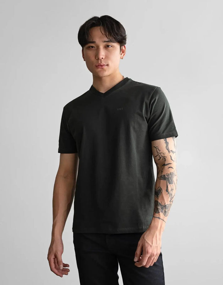 Fade Essential V-Neck Green T-Shirt - Subwear