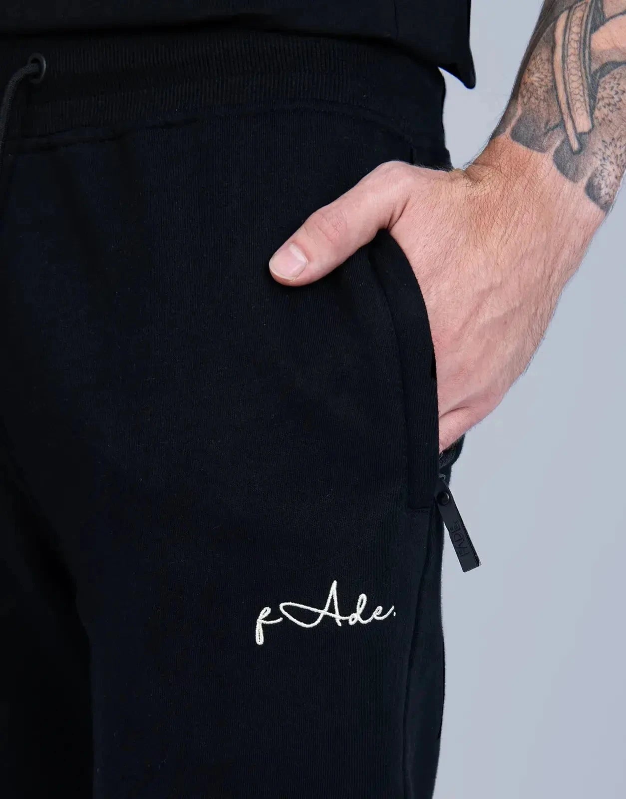 Fade Signature Sweatpants Black - Subwear