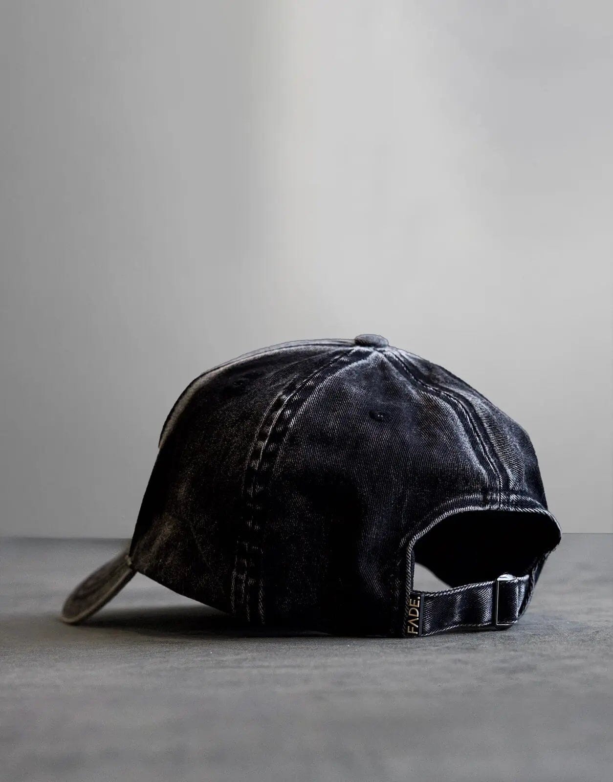 Fade Signature Washed Grey Cap - Subwear