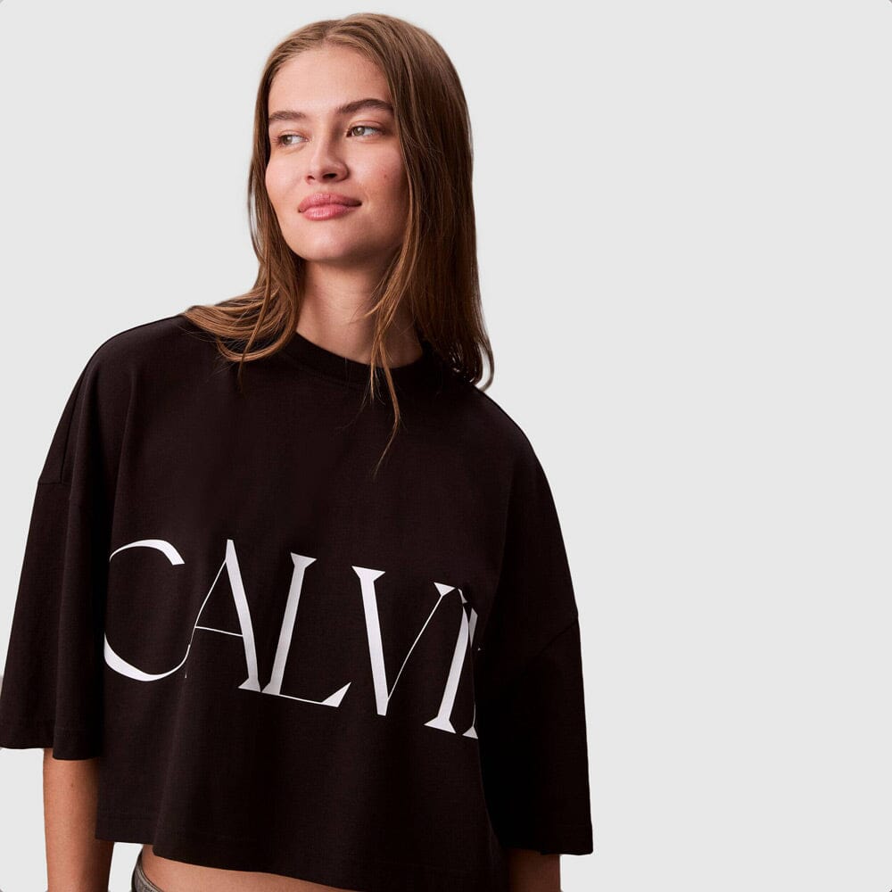 Calvin Klein Cropped Graphic T-Shirt Blk - Subwear
