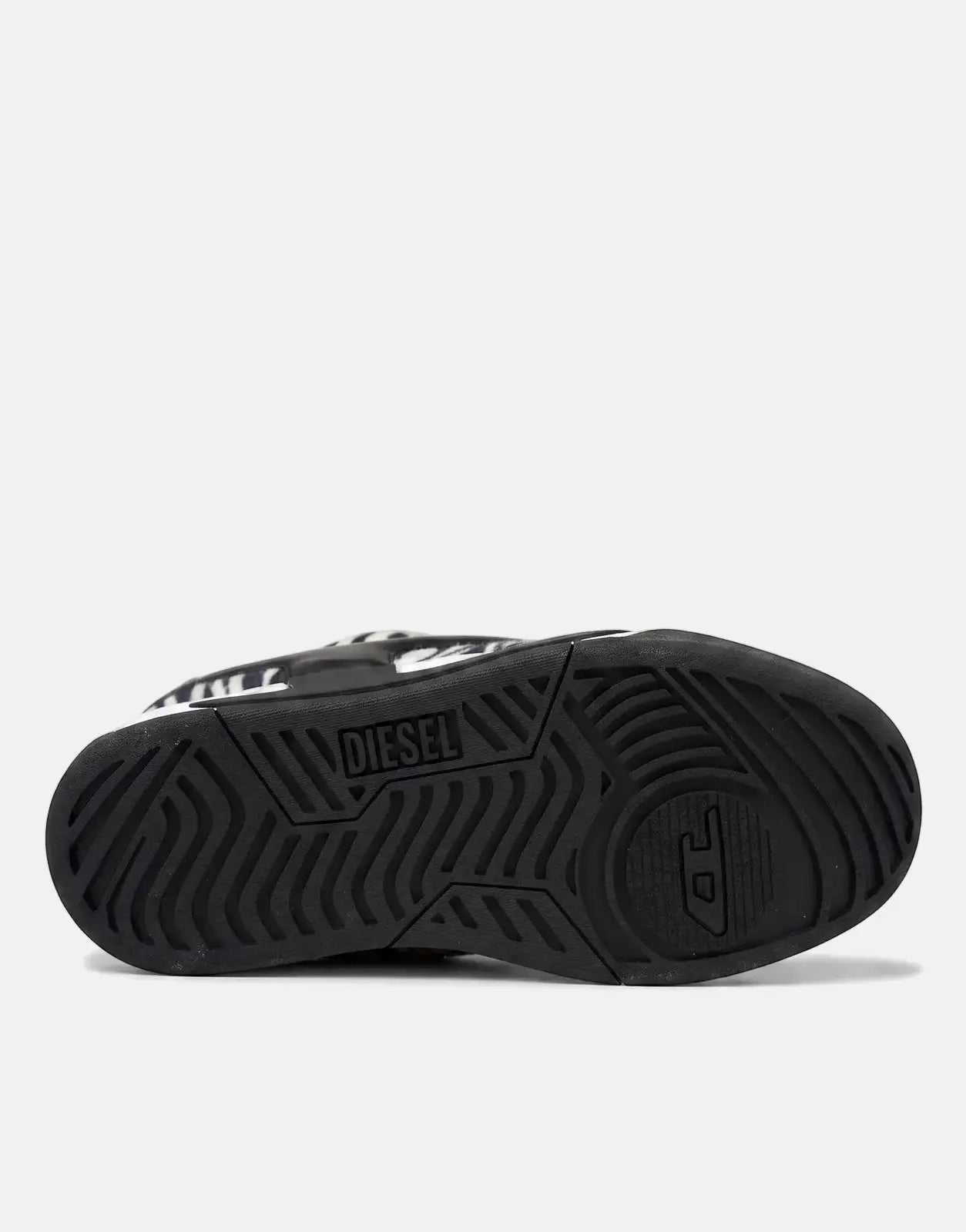Diesel D-Ollie Low Sneaker with black rubber sole and white midsole, displaying the 'DIESEL' logo and wavy traction patterns.