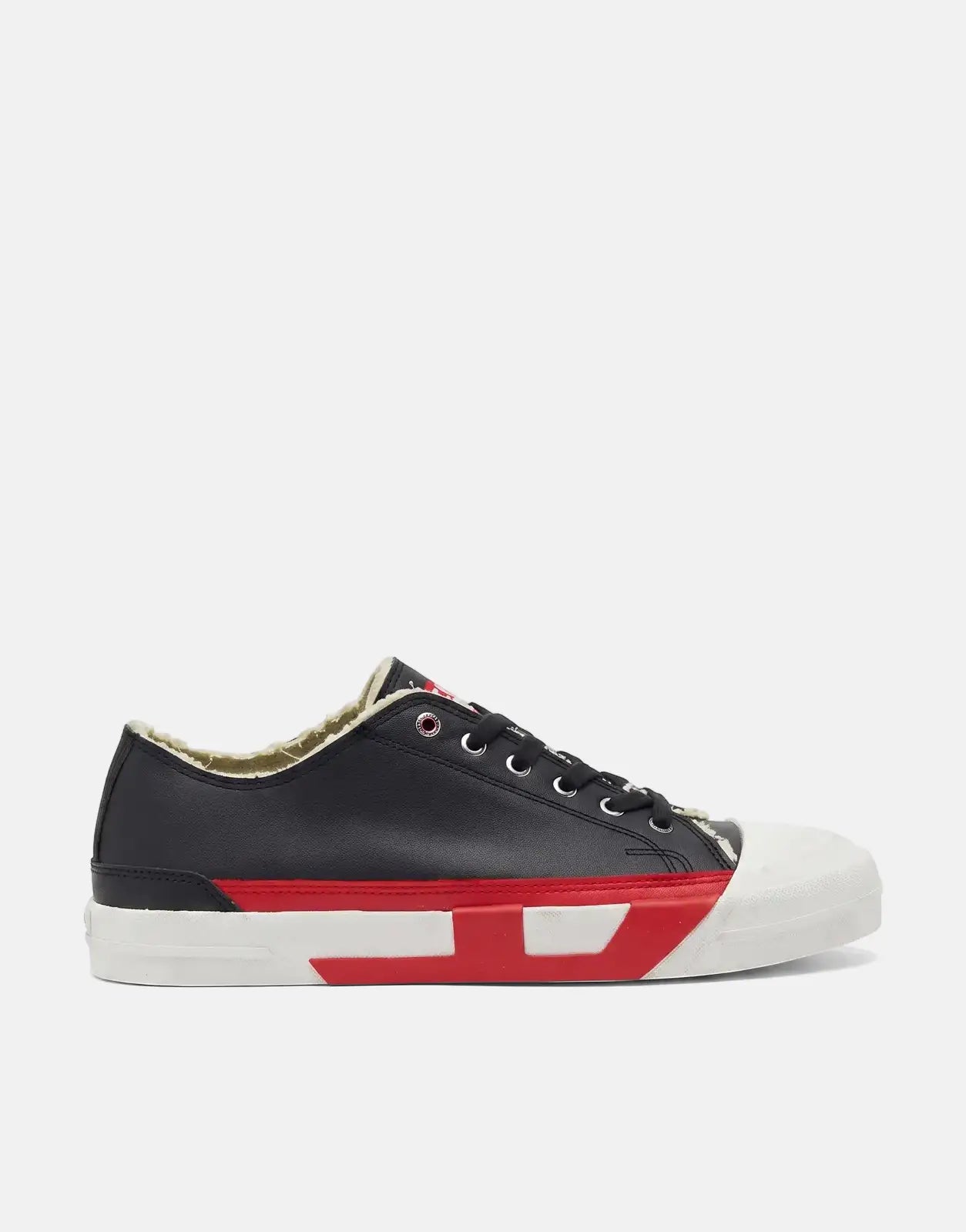 Black Diesel D-Verse Low II sneakers with red and white accents, featuring a white rubber toe cap and black laces, seen from
