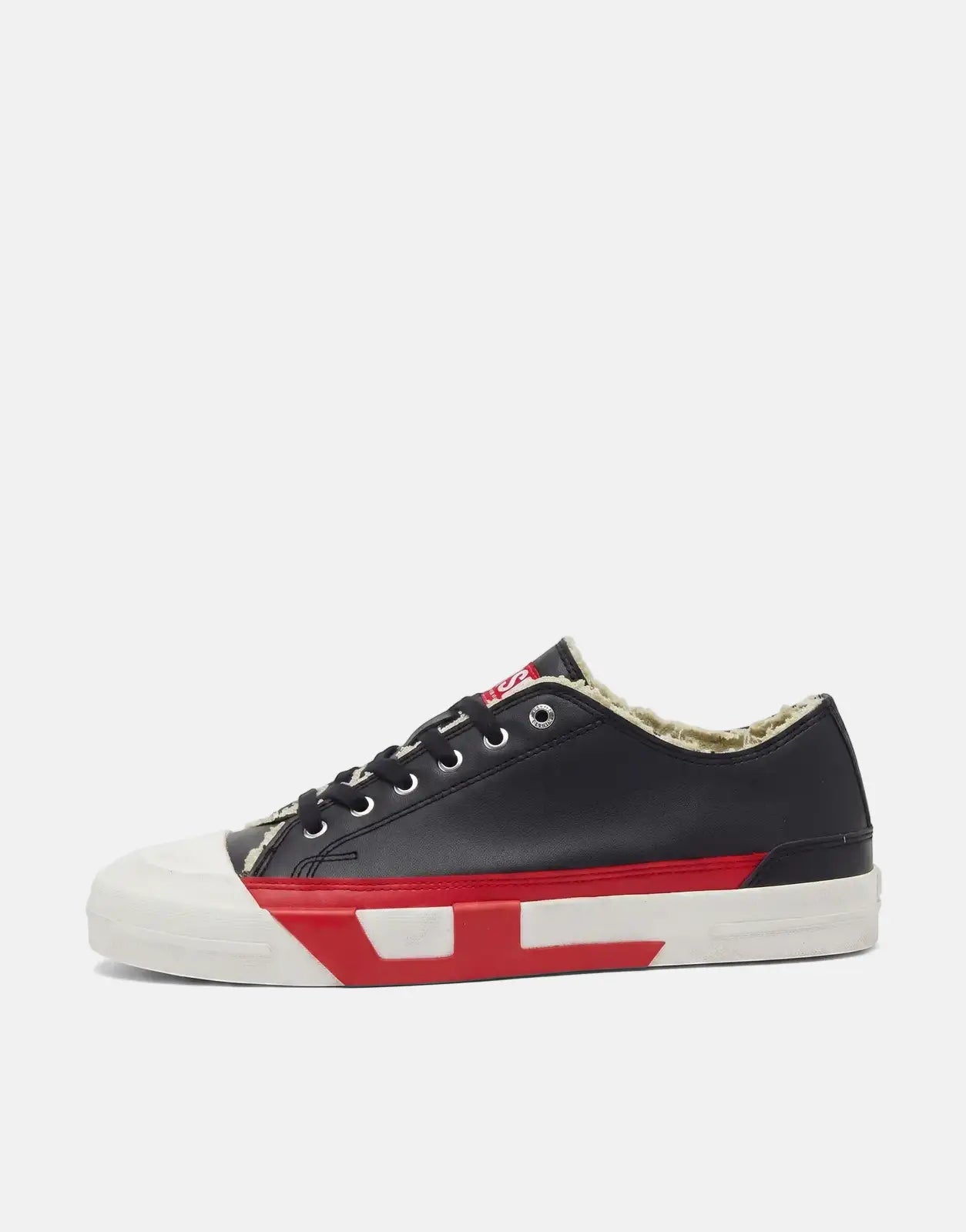 Diesel D-Verse Low II sneakers HB097 in black with red and white accents, shown in a side profile.