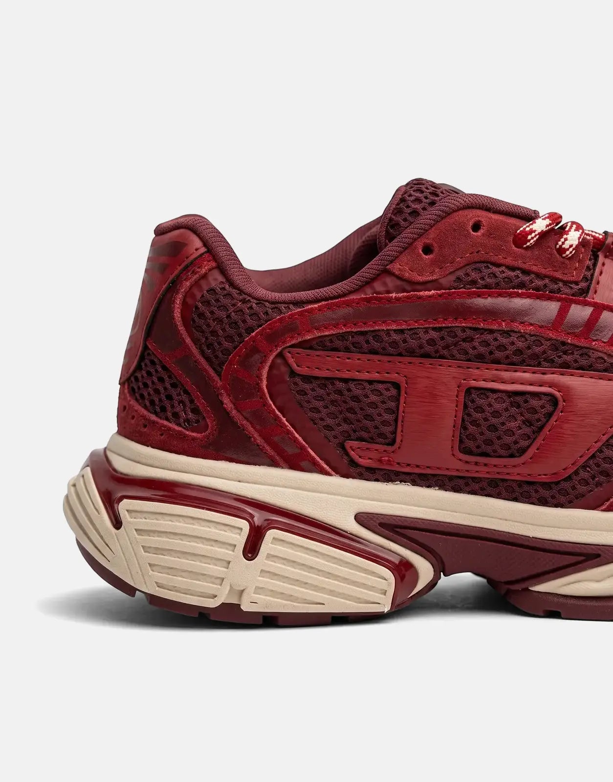 Red Diesel S-Pro V-Dense Low Sneakers HB523, showcasing the side profile with mesh and beige sole.