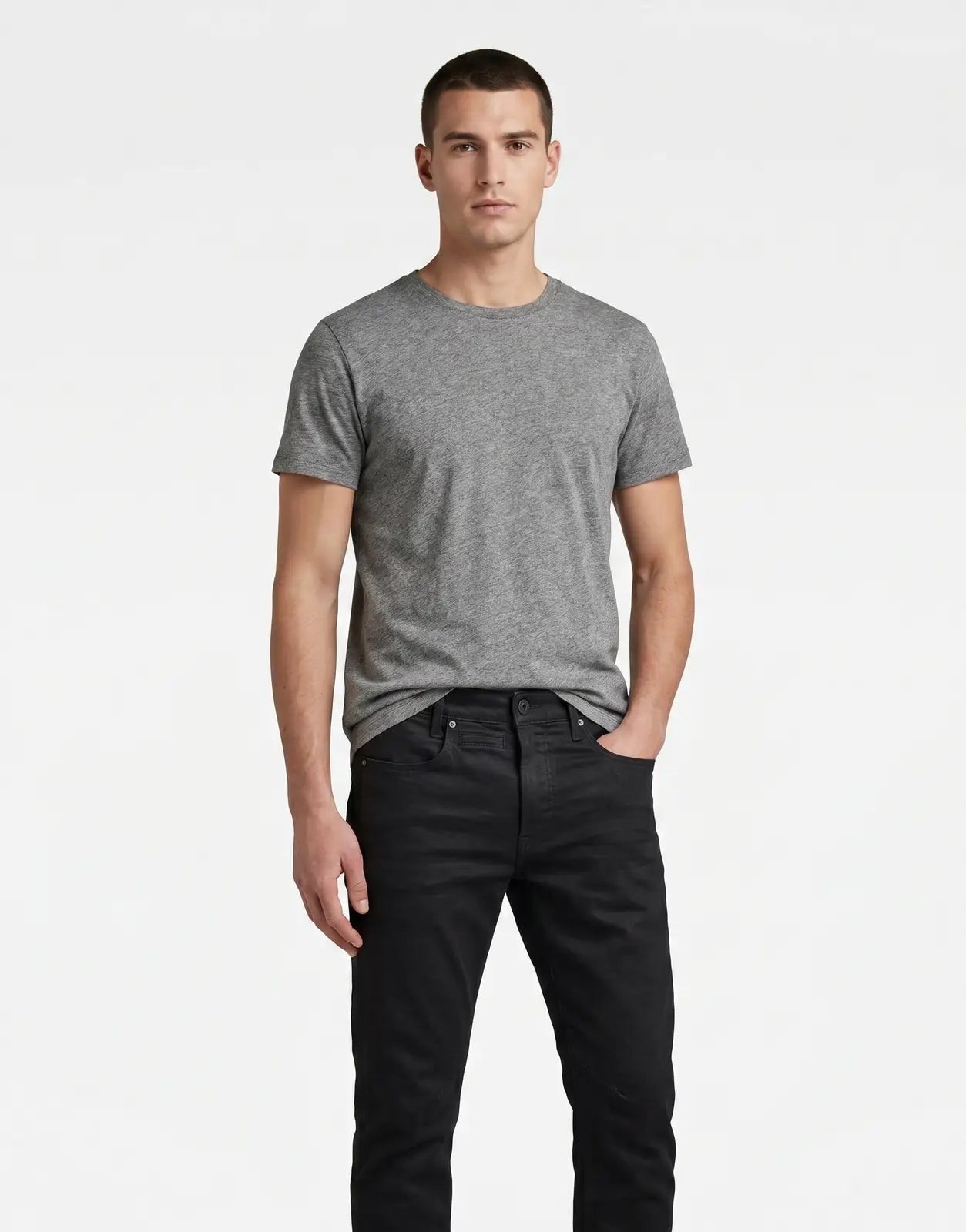 Black G-Star RAW D-Staq 3D Jeans for men, front view, showcasing the denim fabric and distinctive pocket details.