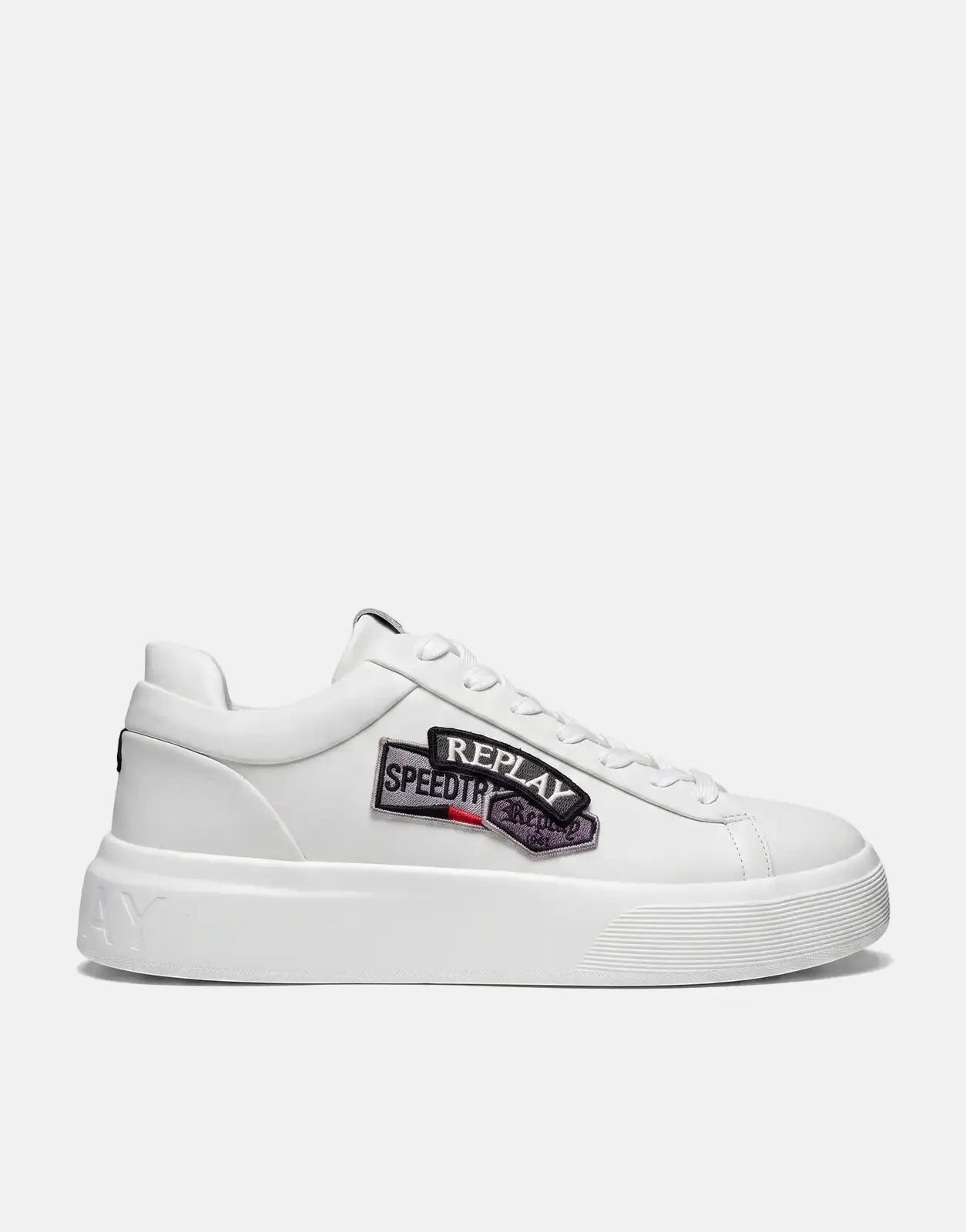 Replay Notting Badges white low-top sneakers with a thick platform sole and embroidered brand patches on the side.