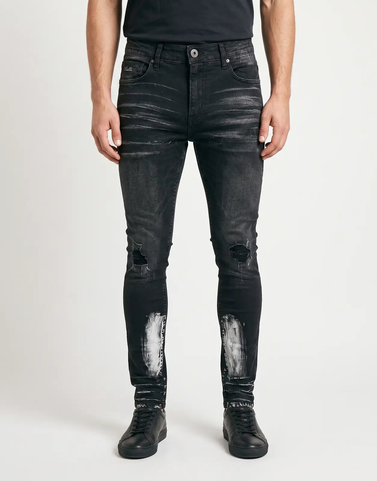 Vialli Gaserk Black Jeans with distressed details and ripped knees, front view, on a white background.